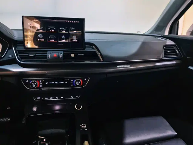 Audi Q5L — Фото автомобиля 14