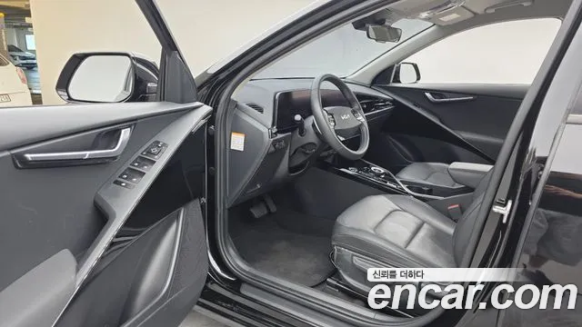 Kia Niro Niro (New) — Фото автомобиля 10