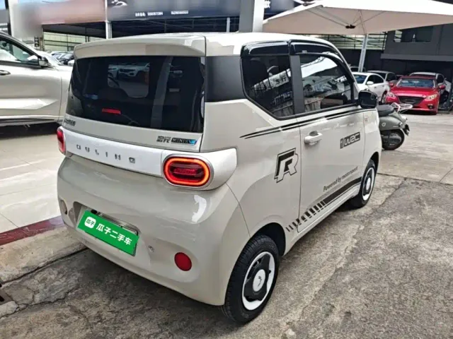 Wuling Hongguang Mini EV — Фото автомобиля 6