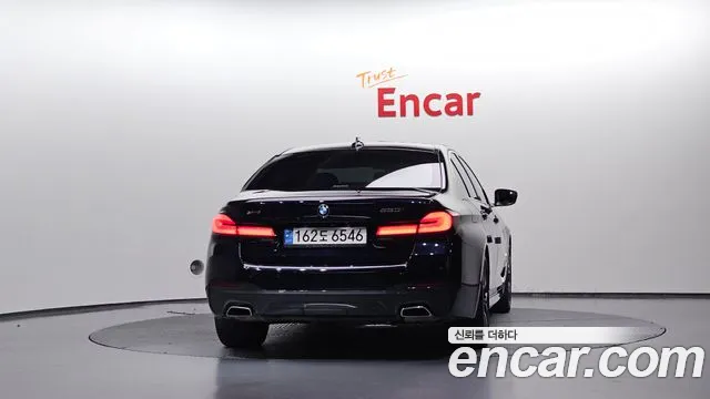 BMW 5 Series G30 — Фото автомобиля 4