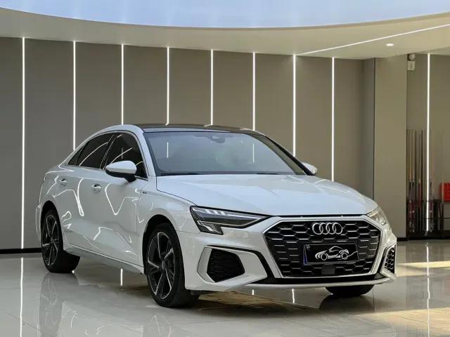 Audi A3 — Фото автомобиля 3