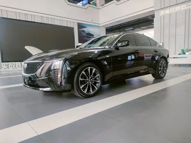 Фотография автомобиля — Cadillac CT5