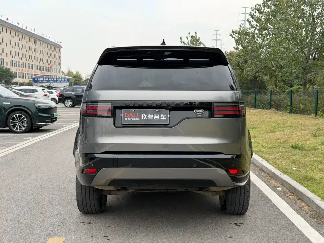 Land Rover Discovery — Фото автомобиля 5