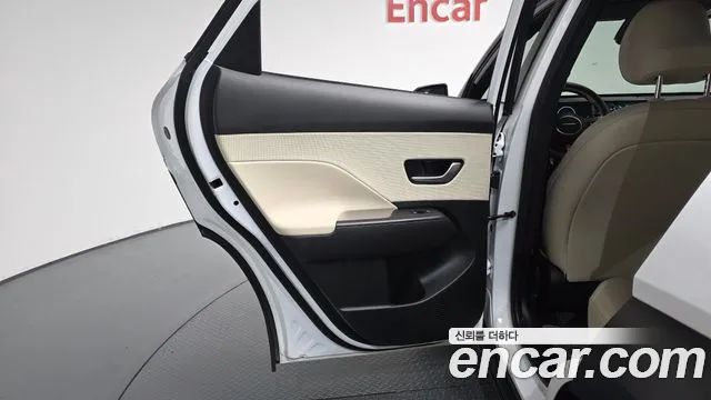 Hyundai Kona SX2 — Фото автомобиля 14