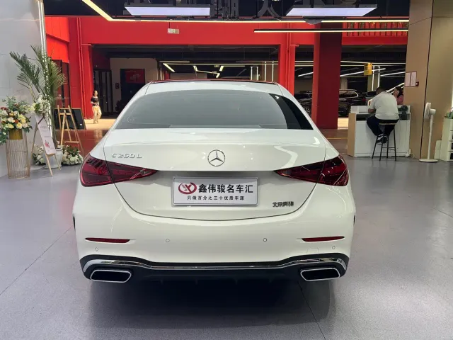 Mercedes-Benz C-Class — Фото автомобиля 16