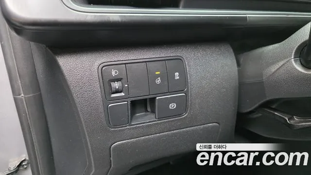 Hyundai Staria Staria L3.5 Карго 3 места — Фото автомобиля 16