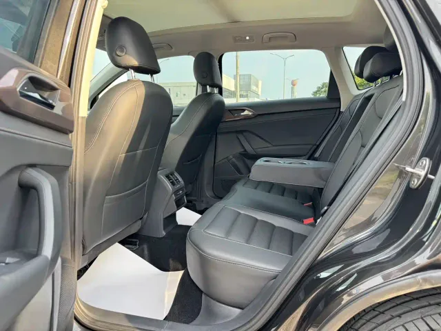 Volkswagen Tharu — Фото автомобиля 5