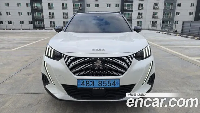 Peugeot 2008 Generation 2 — Фото автомобиля 2