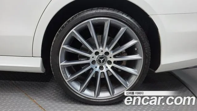 Mercedes-Benz E-Class W213 — Фото автомобиля 6