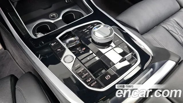 BMW X7 G07 — Фото автомобиля 9