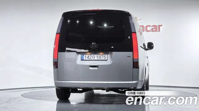 Hyundai Staria Staria 4WD Lounge 9 мест — Фото автомобиля 4
