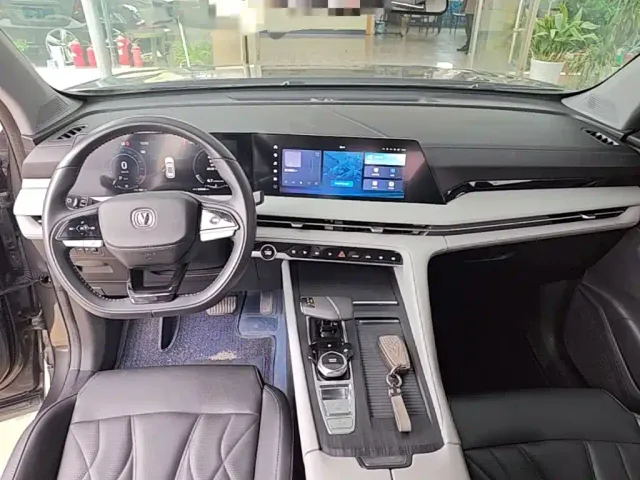Changan CS75 Plus — Фото автомобиля 9