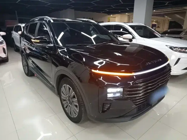 Jetour X70 Plus — Фото автомобиля 3