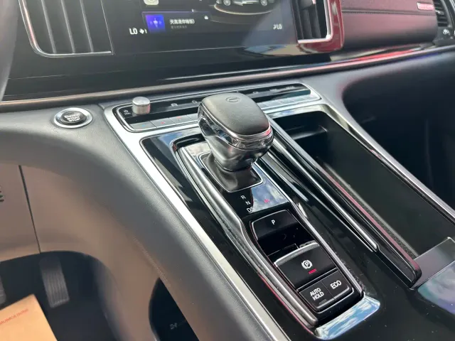 GAC Trumpchi M8 — Фото автомобиля 13