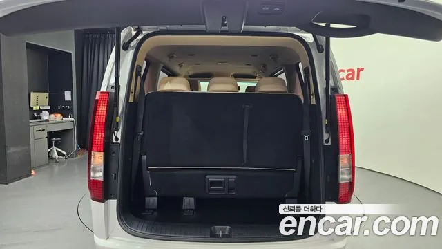 Hyundai Staria Staria Tourer 11 мест — Фото автомобиля 19