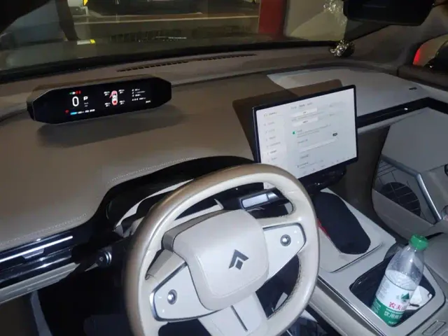 GAC Hyptec HT — Фото автомобиля 12