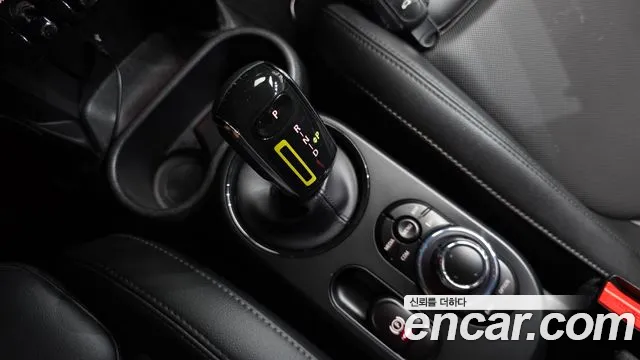 MINI Cooper Cooper Electric — Фото автомобиля 8