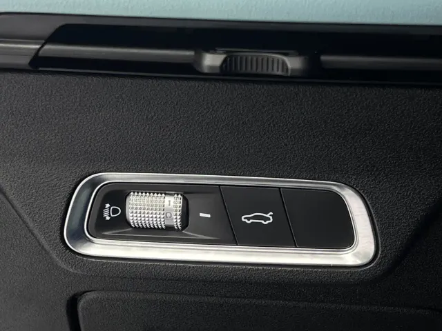 Geely Emgrand S — Фото автомобиля 18