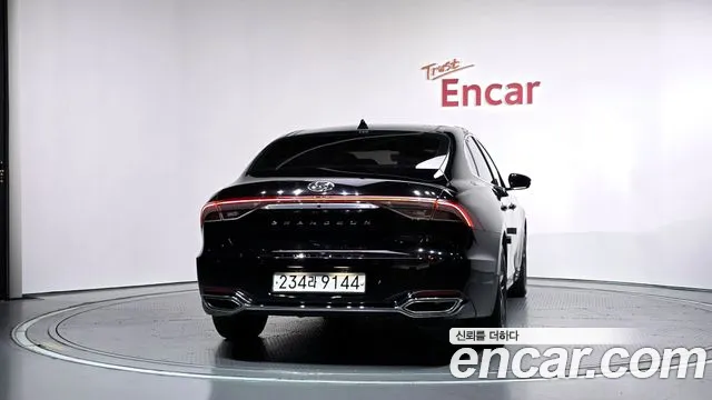 Hyundai Grandeur New — Фото автомобиля 4