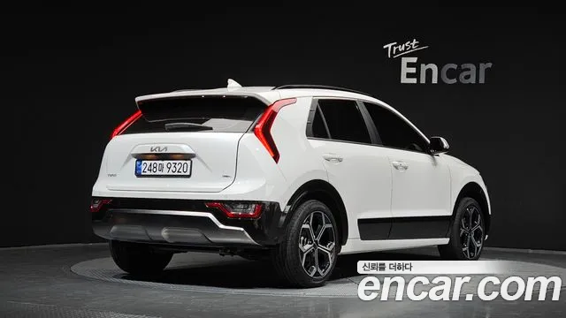 Kia Niro The All New Niro Signature — Фото автомобиля 2
