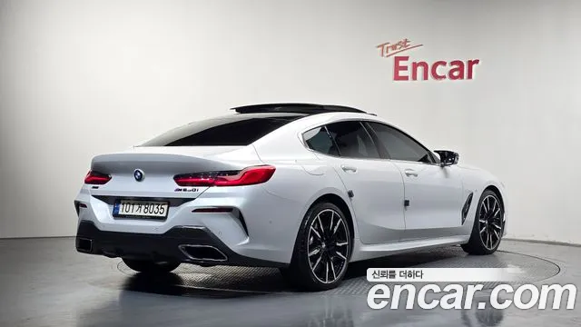 Фотография автомобиля — BMW 8-Series