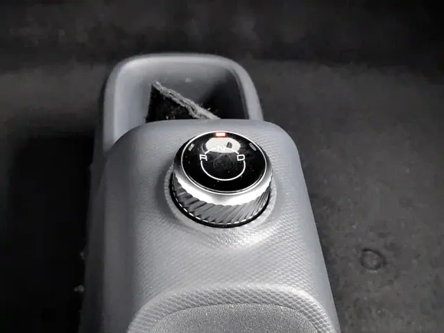 Wuling Zhiguang NEV — Фото автомобиля 13