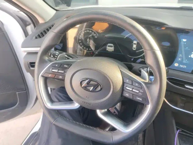 Hyundai Sonata — Фото автомобиля 15