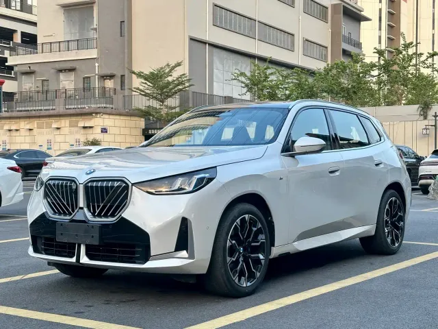 Фотография автомобиля — BMW X3