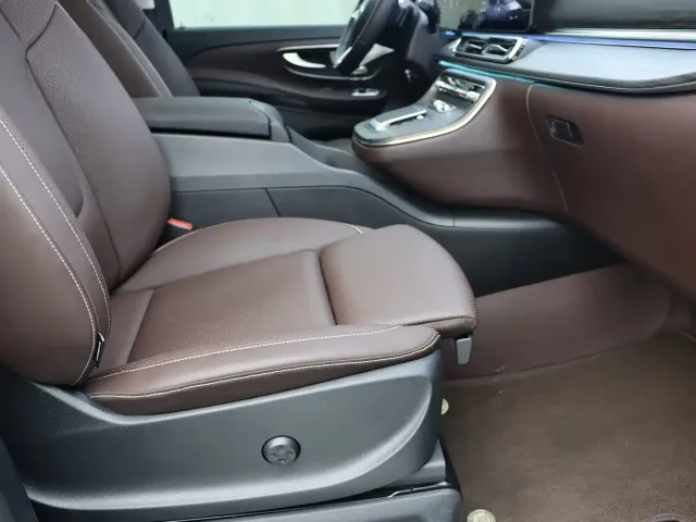 Mercedes-Benz V-Class — Фото автомобиля 8