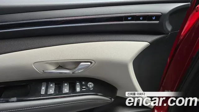 Hyundai Tucson Tucson (NX4) Бензин 1.6 Turbo 4WD — Фото автомобиля 14