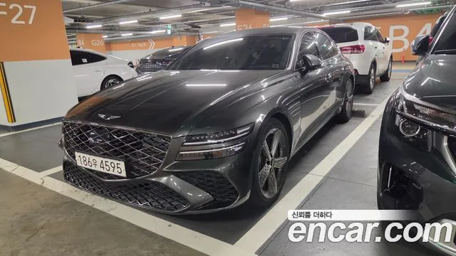 Фотография автомобиля — Genesis G80 RG3