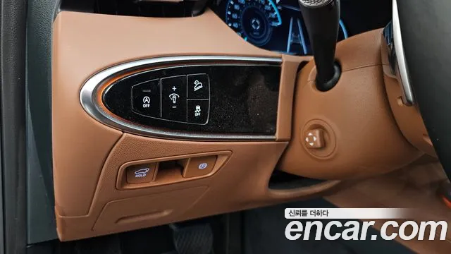 Genesis GV70 2.5T Бензин AWD — Фото автомобиля 17
