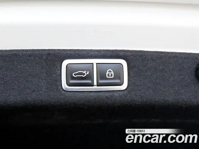 Hyundai Grandeur GN7 — Фото автомобиля 18