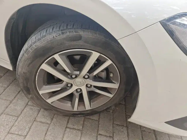 Honda Civic — Фото автомобиля 8