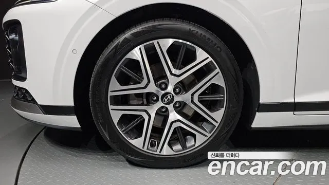 Hyundai Grandeur Grandeur (GN7) 2.5 Бензин 2WD — Фото автомобиля 4
