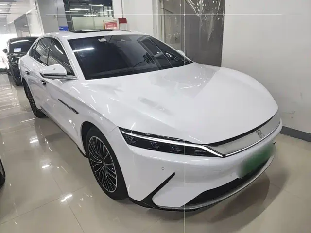 BYD Han — Фото автомобиля 3