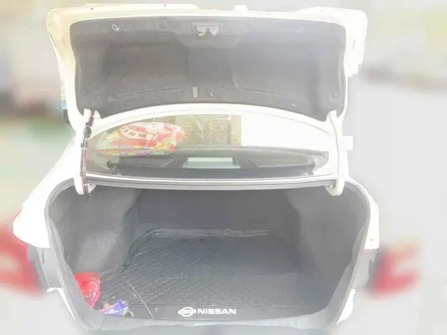Nissan Sylphy — Фото автомобиля 5