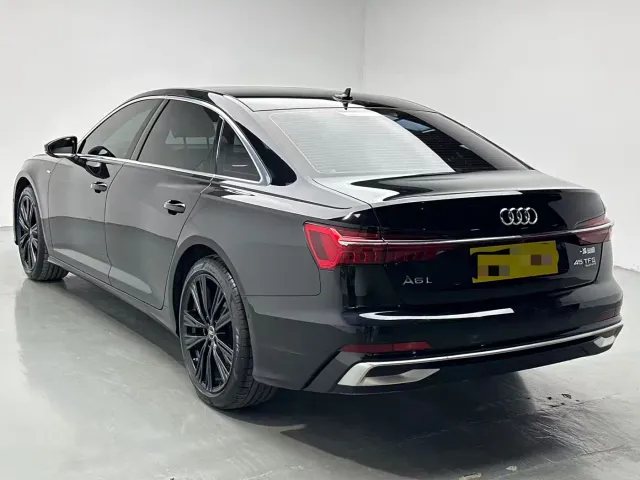 Audi A6L — Фото автомобиля 7