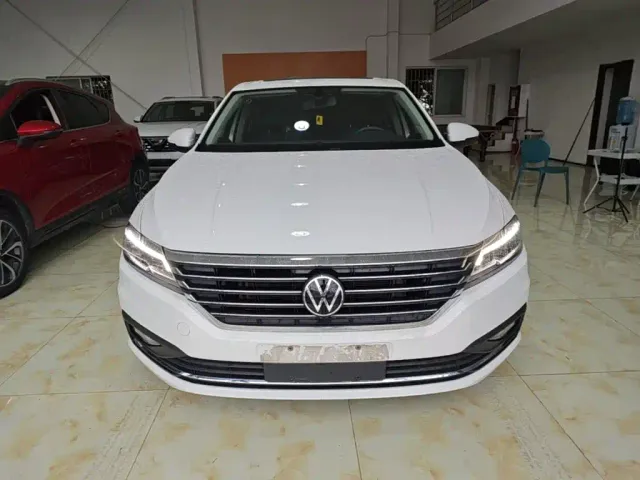 Volkswagen Lavida — Фото автомобиля 2
