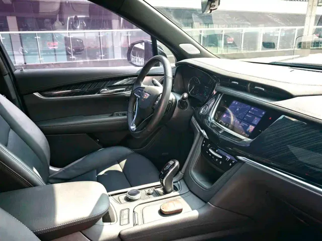 Cadillac XT6 — Фото автомобиля 6