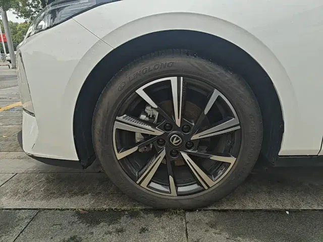 Changan Eado — Фото автомобиля 22