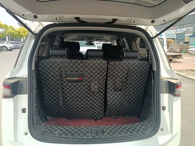 Wuling Jiachen — Фото автомобиля 14