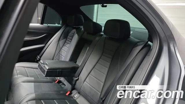 Mercedes-Benz E-Class W213 — Фото автомобиля 18