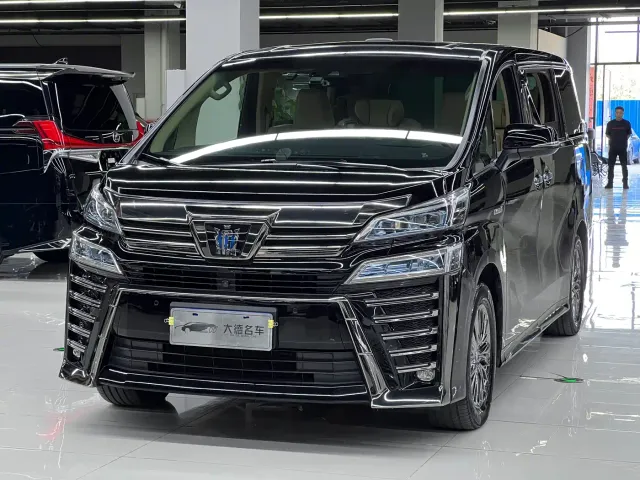 Фотография автомобиля — Toyota Vellfire