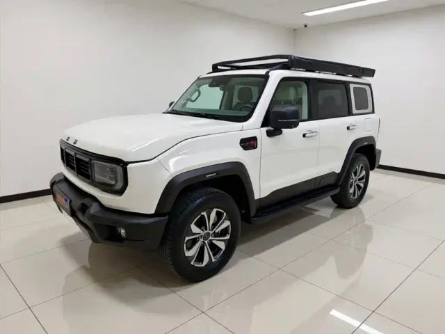 Фотография автомобиля — BAIC BJ40