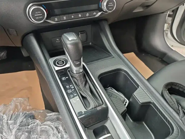 Nissan Sylphy — Фото автомобиля 12