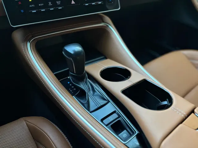 Toyota Avalon — Фото автомобиля 30