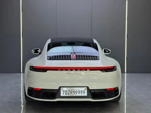 Porsche 911 — Фото автомобиля 9