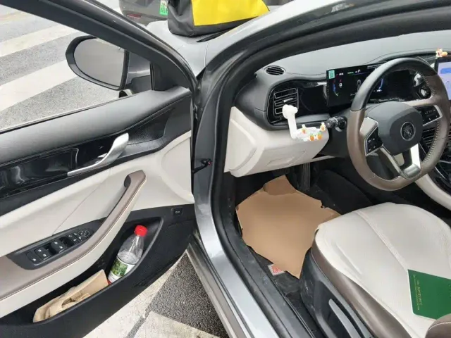 BYD Qin PLUS — Фото автомобиля 17