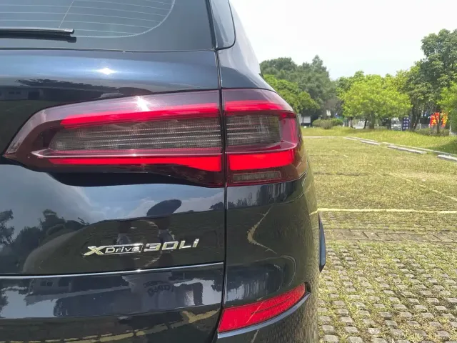 BMW X5 — Фото автомобиля 22